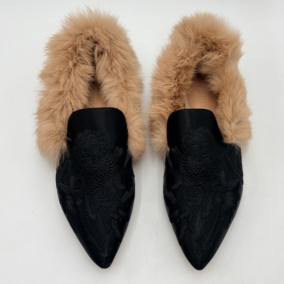 Divanne Black Embroidered Mules Rabbit Fur Trim Pointed Toe Sz 8 Hollywood Glam - Picture 2 of 10